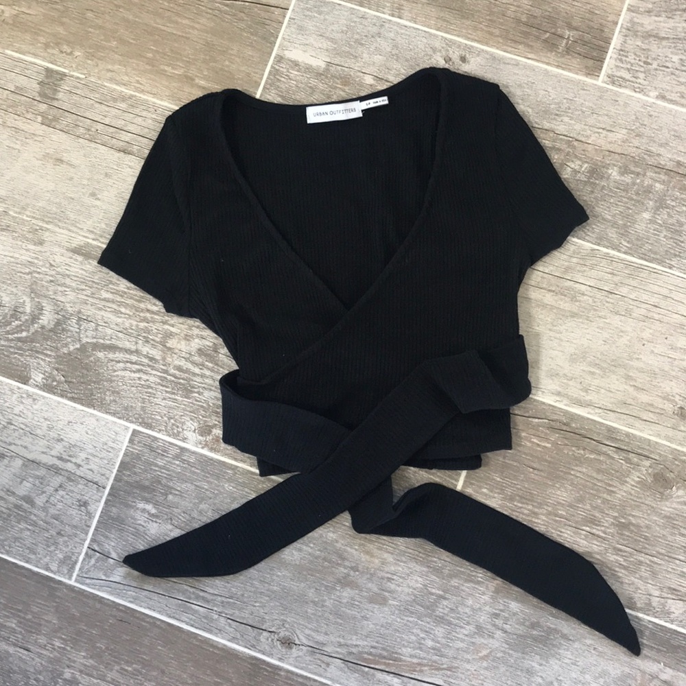 Crop top wraparound